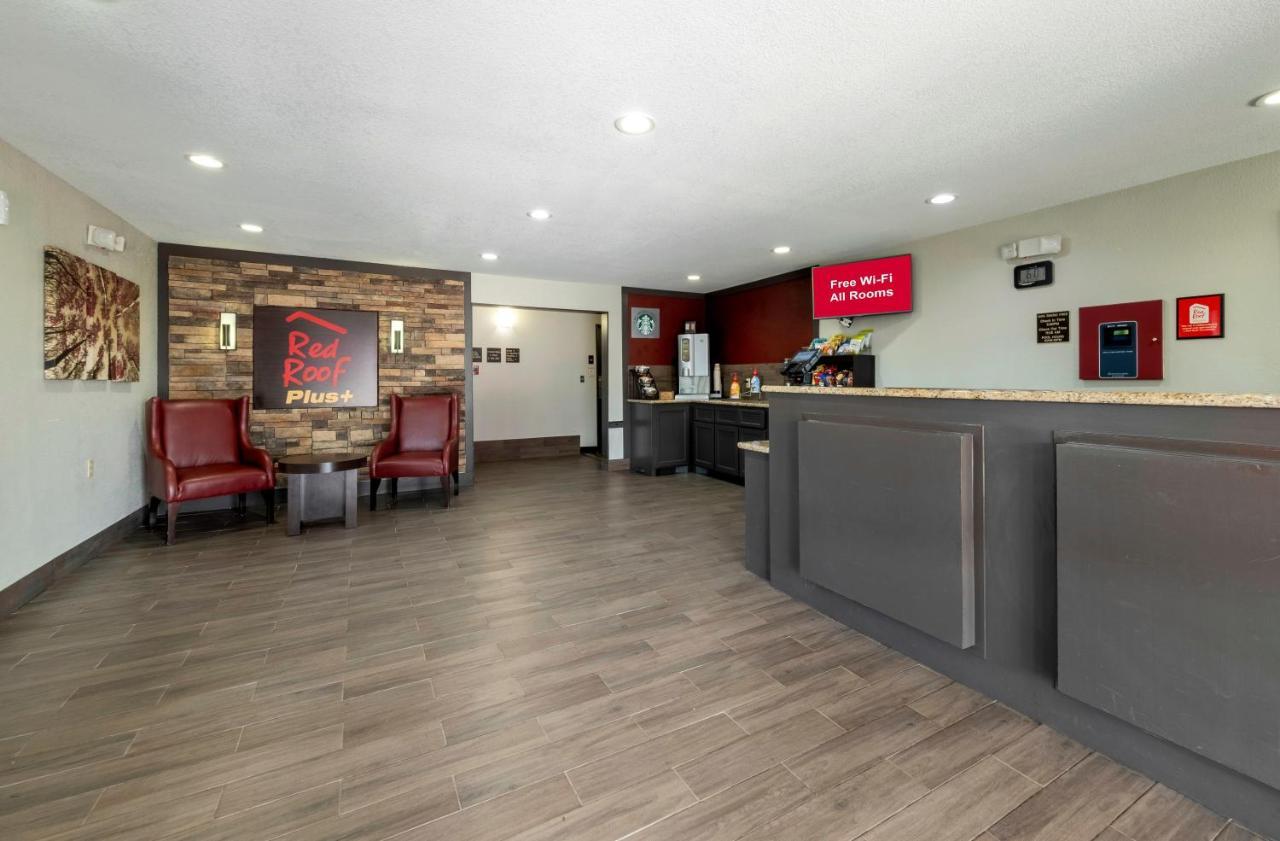 Red Roof Inn Plus+ Хантсвилл Экстерьер фото