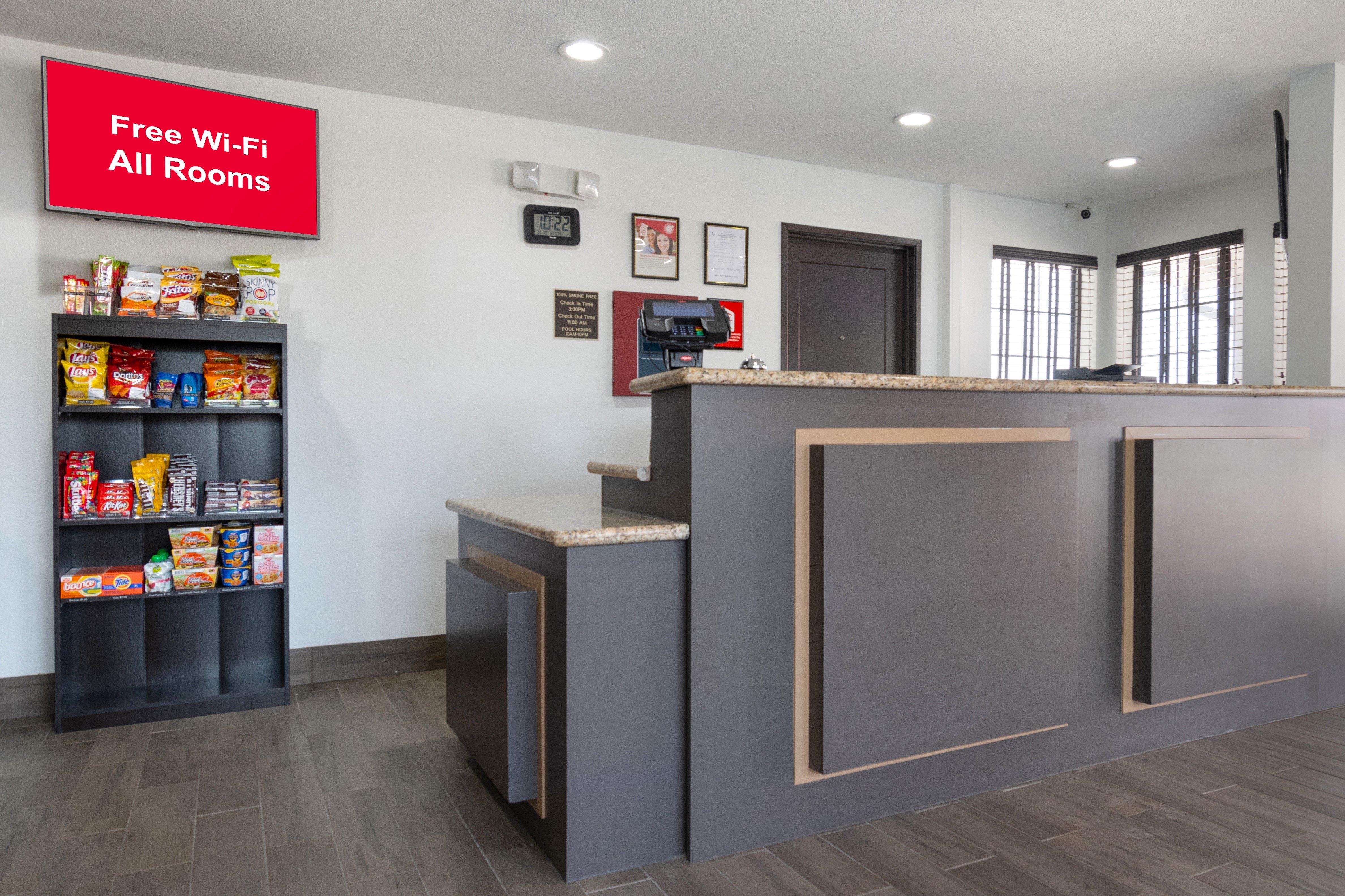 Red Roof Inn Plus+ Хантсвилл Экстерьер фото